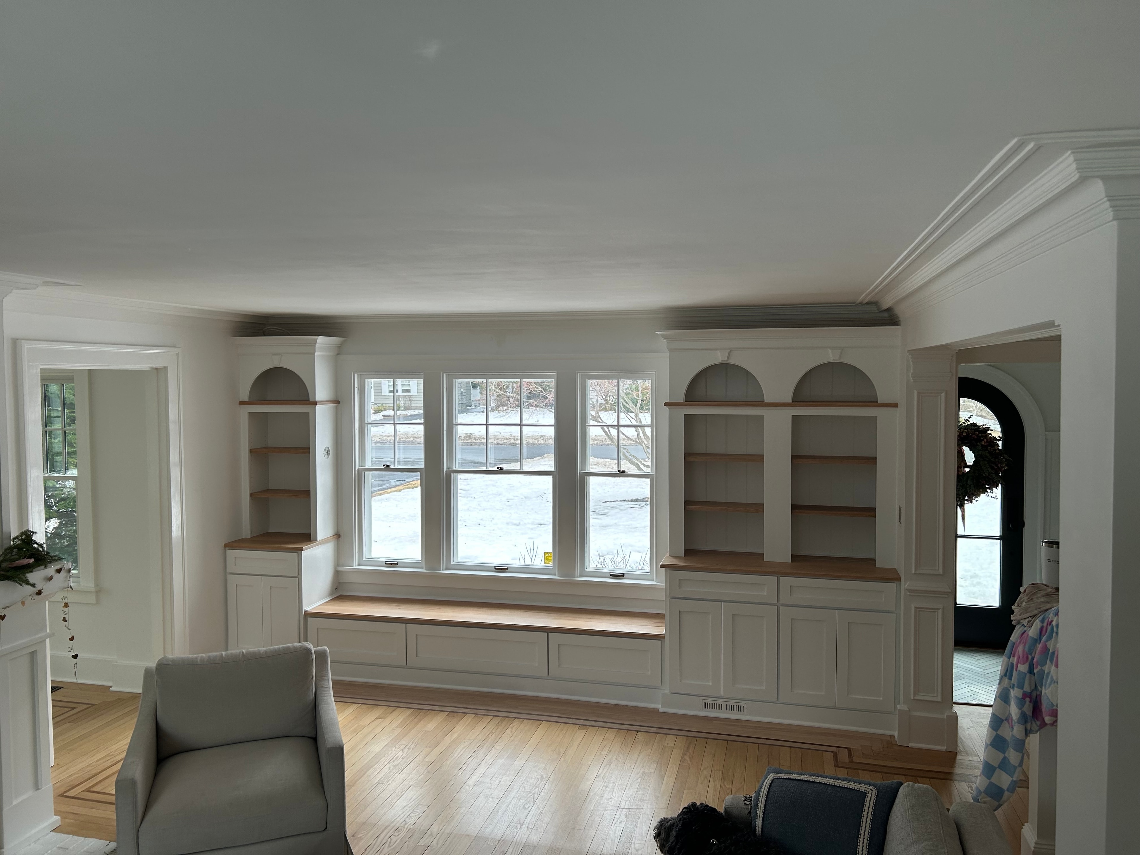 Niskayuna custom built-in window seat with arched niches and coffered ceiling by BGS Fine Finish